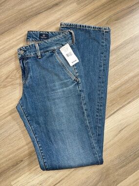 Ag Adriano Goldschmied Women's Medium Blue Straight-Leg Jeans